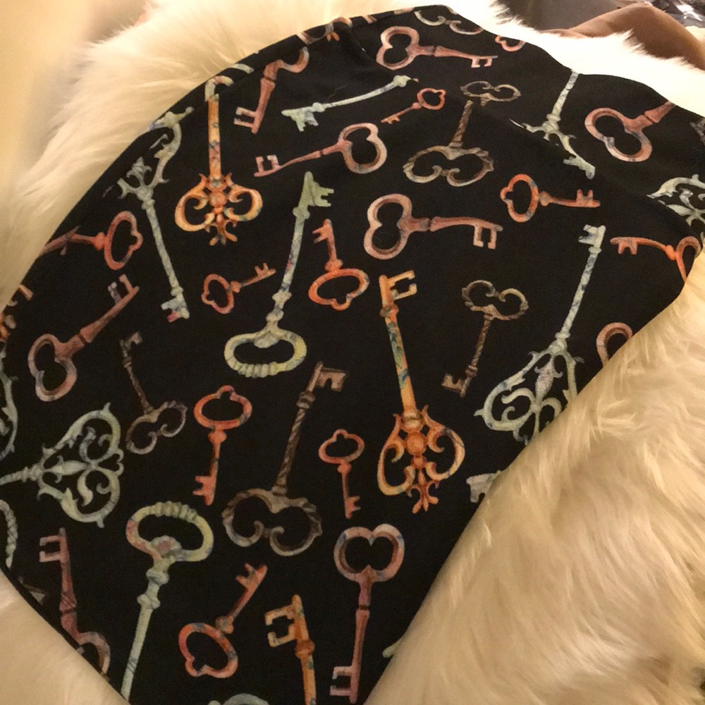 LulaRoe Cassie Keys Skirt